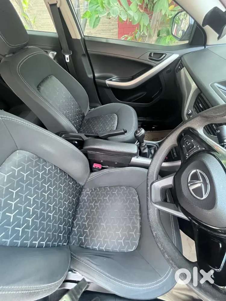 Tata Nexon 2022 Petrol Well Maintained