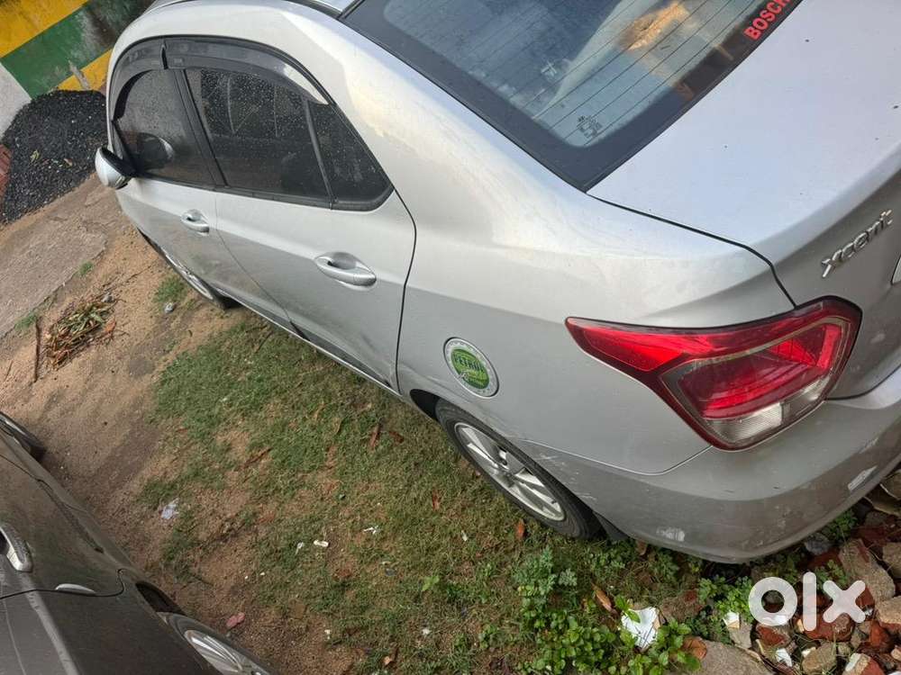 Hyundai Xcent 2015 Petrol Well Maintained