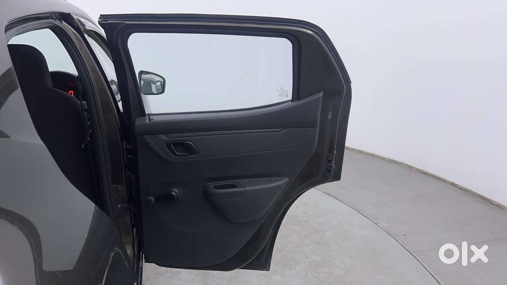 Renault Kwid 2019-ongoing 1.0 Rxt (o), 2016, Petrol