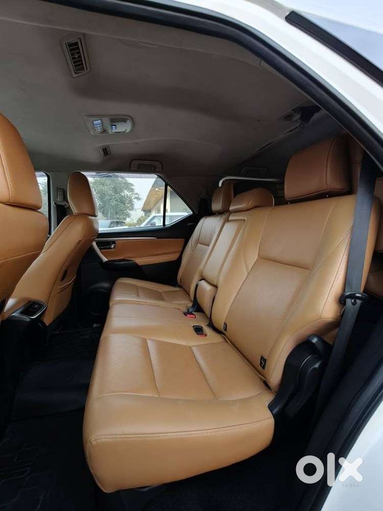 Toyota Fortuner 4x2 At 2.8 Diesel, 2021, Diesel