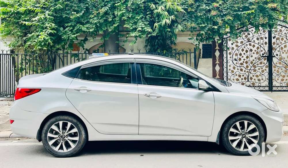 Hyundai Verna [ ] Fluidic 4s 1.6 Crdi Sx (o) At, 2015, Diesel