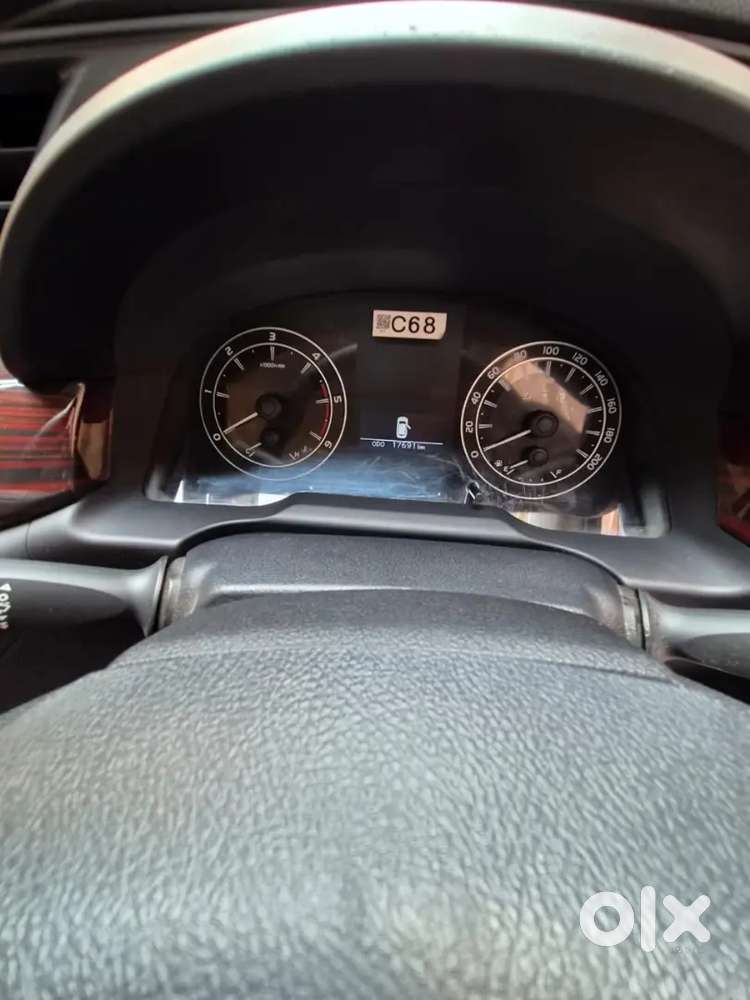 Toyota Innova Crysta 2018