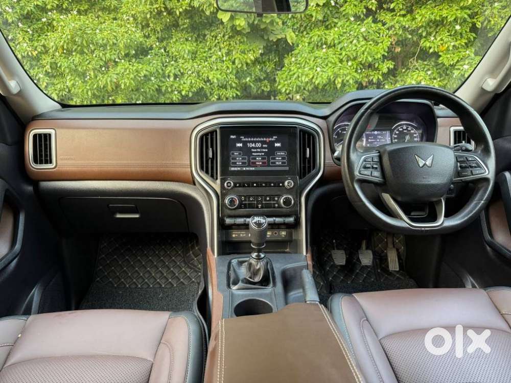 Mahindra Scorpio N Z4 Petrol Mt 7 Str, 2024, Petrol