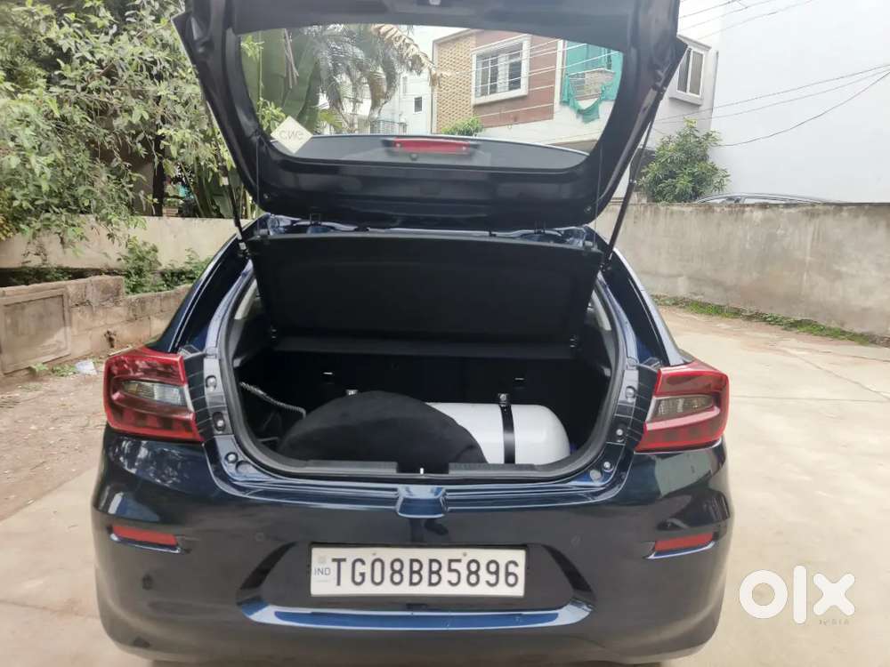 Like-new Maruti Suzuki Baleno Zeta Cng (3 Months Old /2100 Km)
​