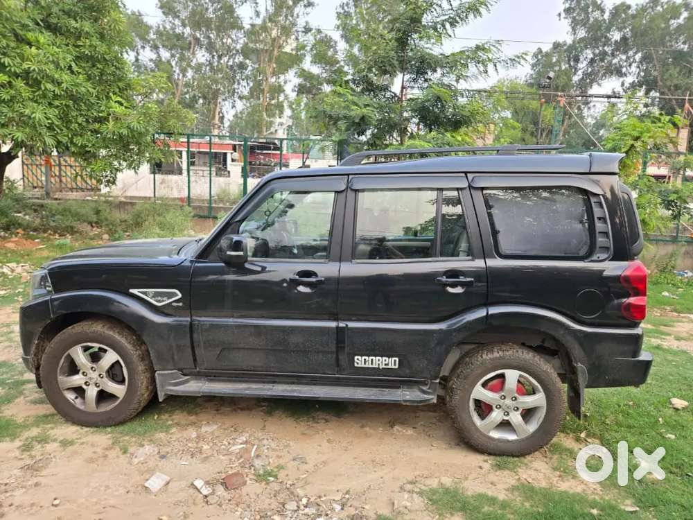 Mahindra Scorpio S11 2022