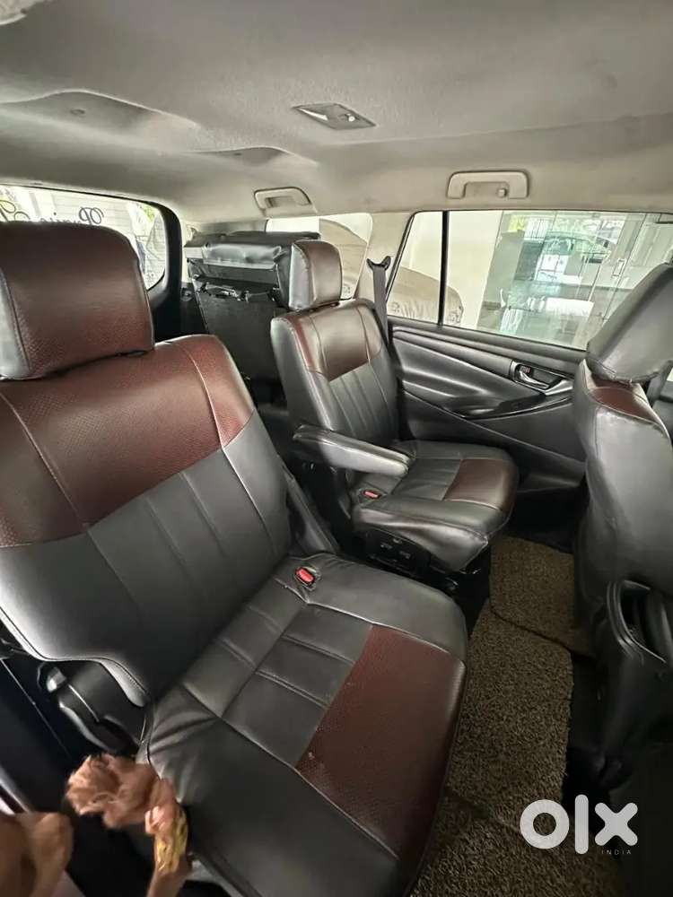 Toyota Innova Crysta 2019