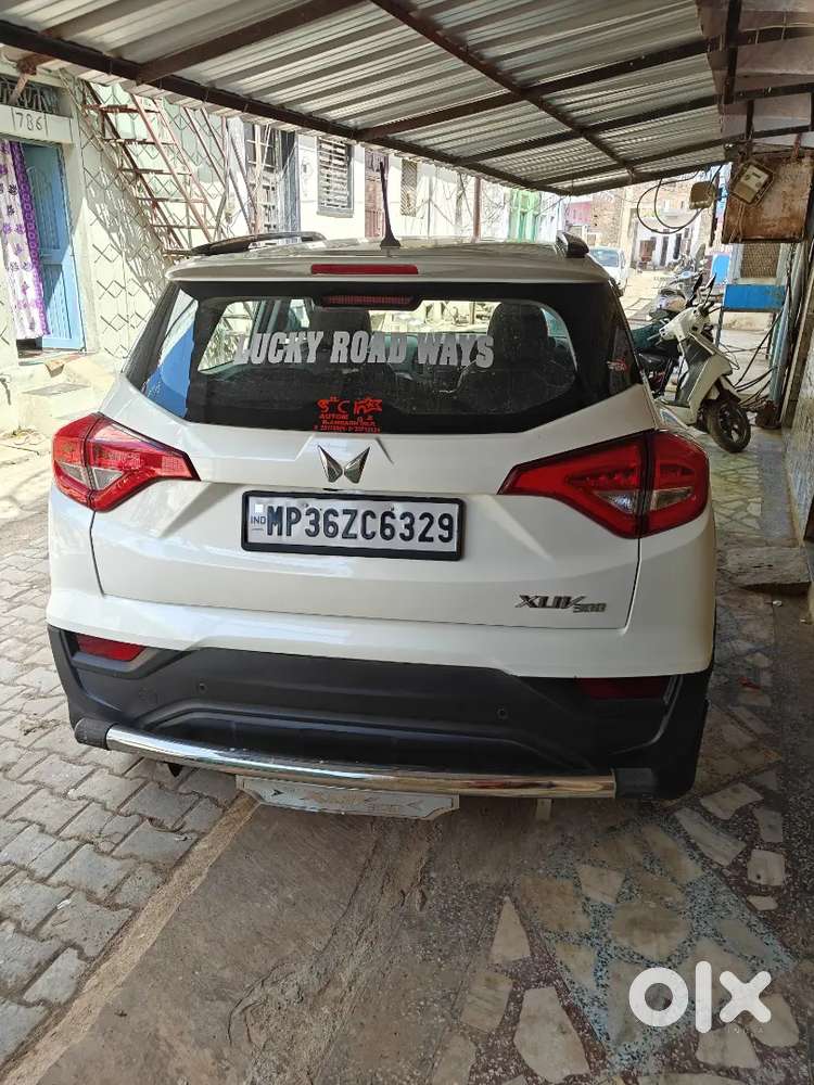 Mahindra Xuv300 2023 Petrol Manual