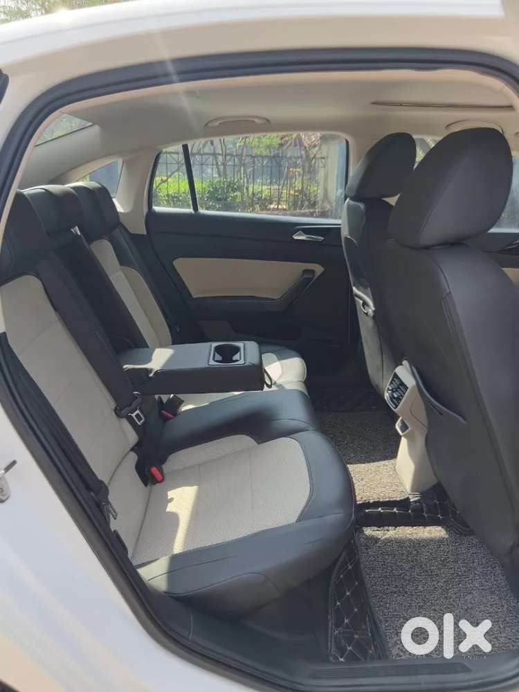Skoda Slavia Style 1.0l Tsi At, 2023, Petrol