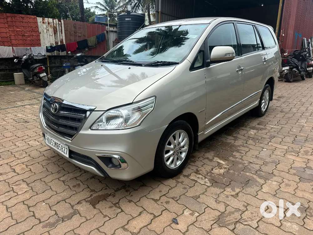 Toyota Innova 2014 Diesel 149000 Km Driven
