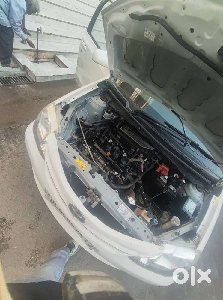 Toyota Etios 2010-2012 G, 2011, Cng & Hybrids