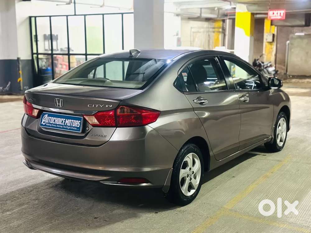 Honda City 1.5 V 4th Gen I-vtec Mt, 2015, Petrol