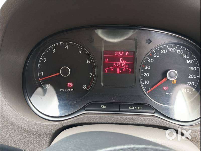 Volkswagen Vento 1.2 Tsi Highline At, 2015, Petrol