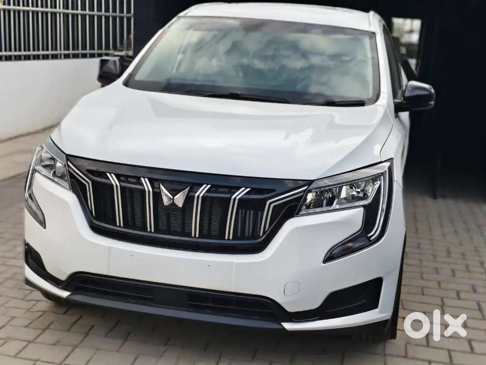 Xuv700 Mx E 7str Diesel