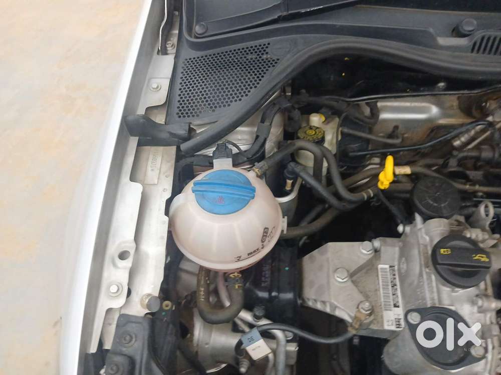 Volkswagen Ameo 1.2 Mpi Highline 16 Alloy, 2016, Petrol