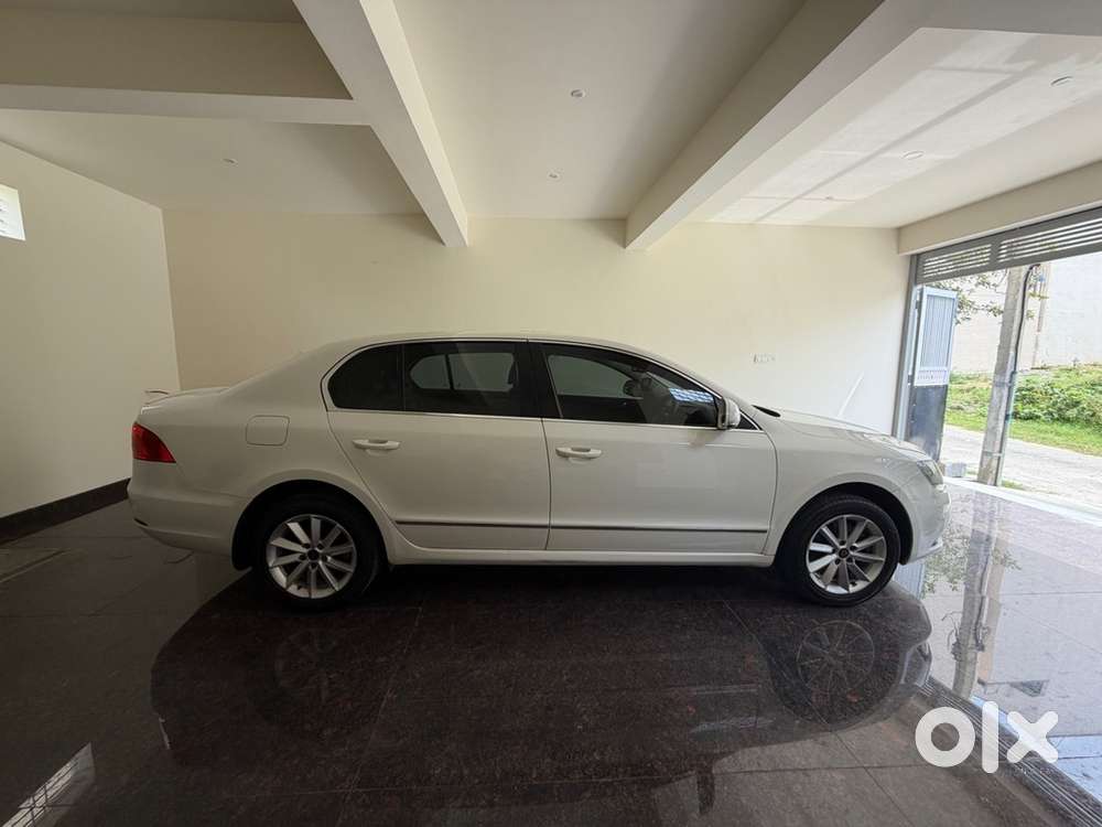 2015 Skoda Superb 1.8 Elegance Tsi Automatic  Mint Condition