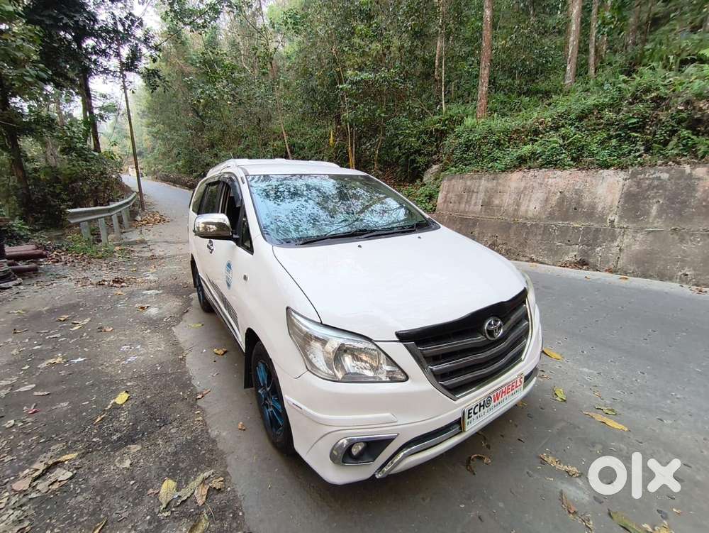 Toyota Innova 2.5 Ev (diesel) Ps 8 Seater Bs Iv, 2014, Diesel