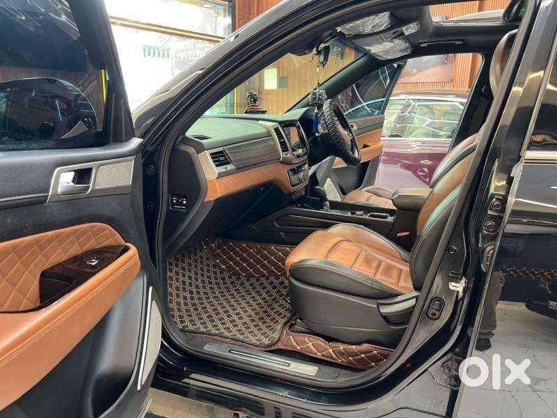 Mahindra Alturas G4 4wd At, 2019, Diesel