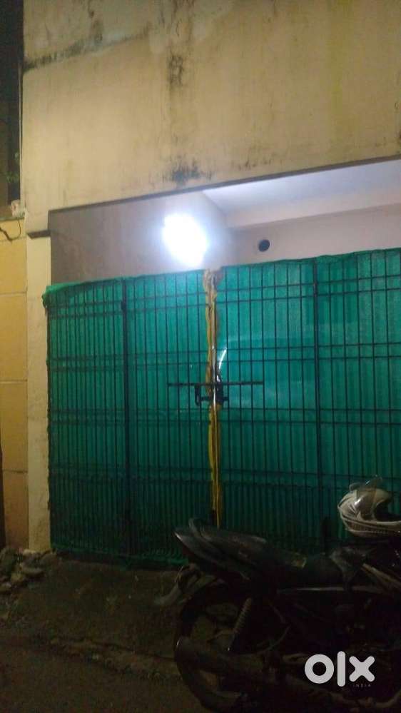 Rk with wc attach bathroom & car parking in Ground floor fully furnish