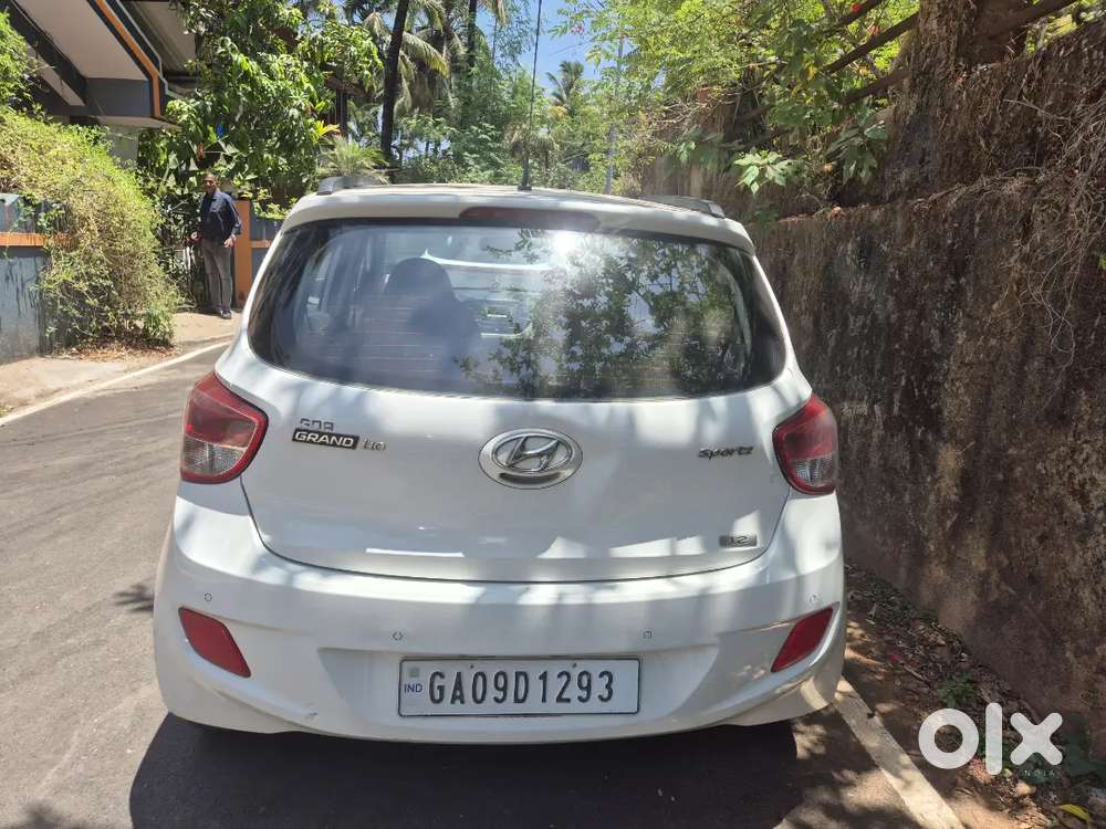 Hyundai Grand I10 2016 Petrol 80000 Km Driven
