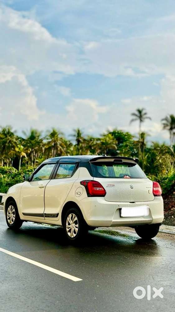Maruti Suzuki Swift 2023 Year Vxi Petrol Automatic