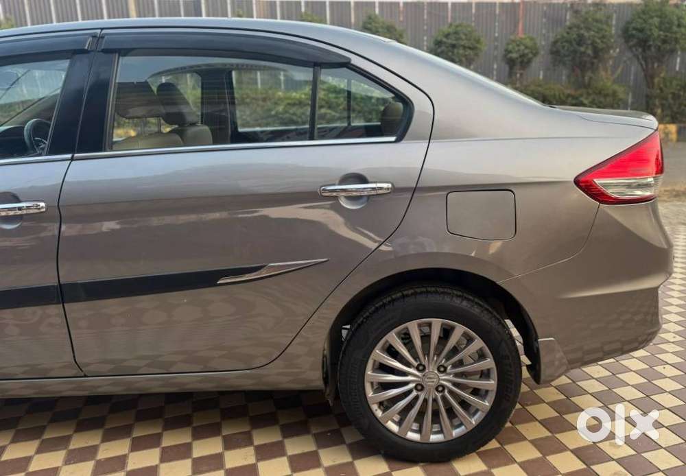 Maruti Suzuki Ciaz 1.5 Alpha Shvs Mt, 2018, Petrol