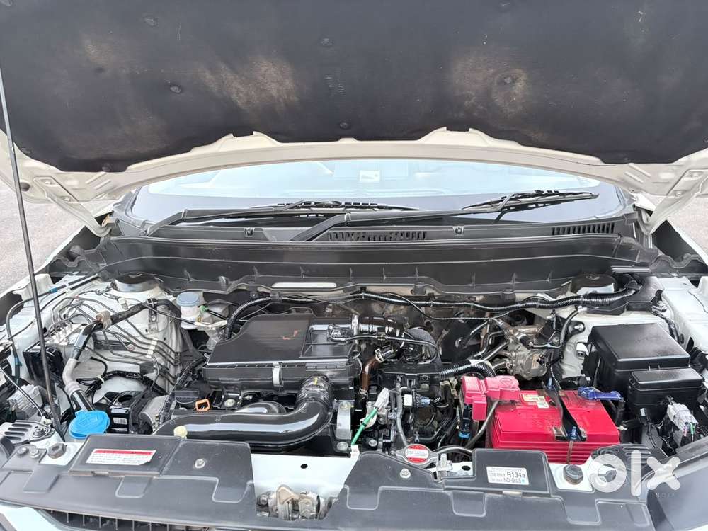 Maruti Suzuki Brezza 1.5 Lxi Cng, 2023, Cng & Hybrids