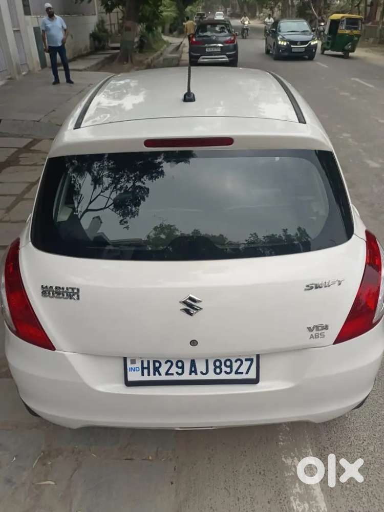 Maruti Suzuki Swift 2015 Diesel 99500 Km Driven