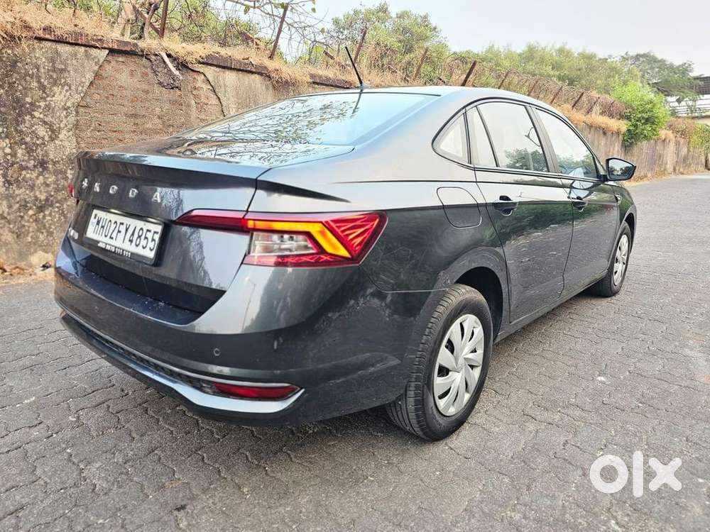 Skoda Slavia 2022 Petrol Well Maintained