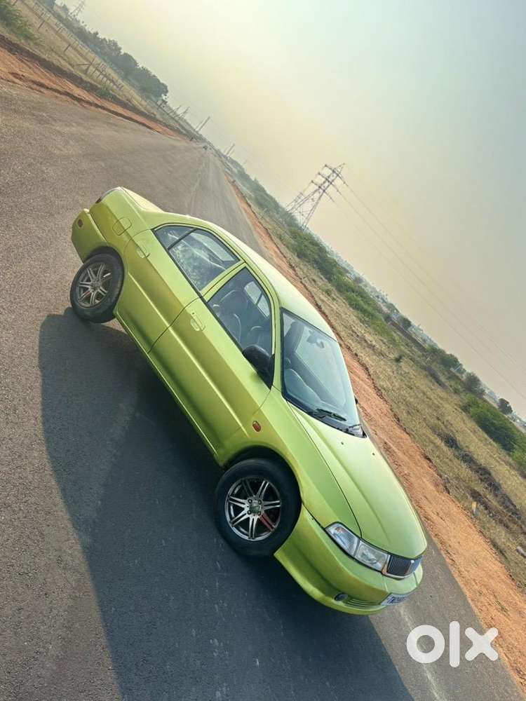 Mitsubishi Petrol Manual 2002