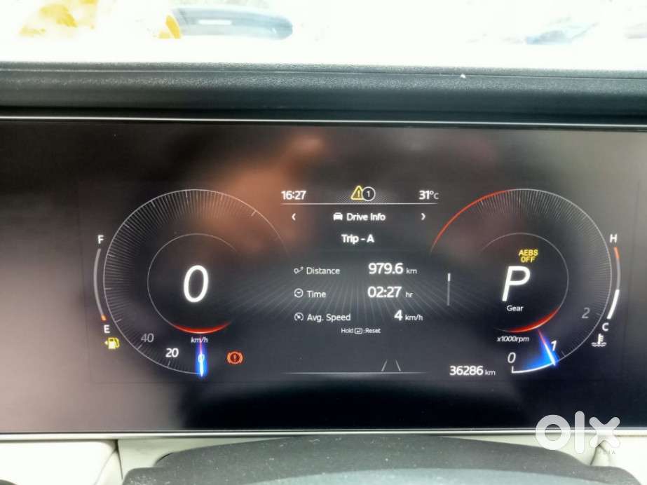 Mahindra Xuv700 Ax7 Luxury Pack Awd, 2023, Petrol
