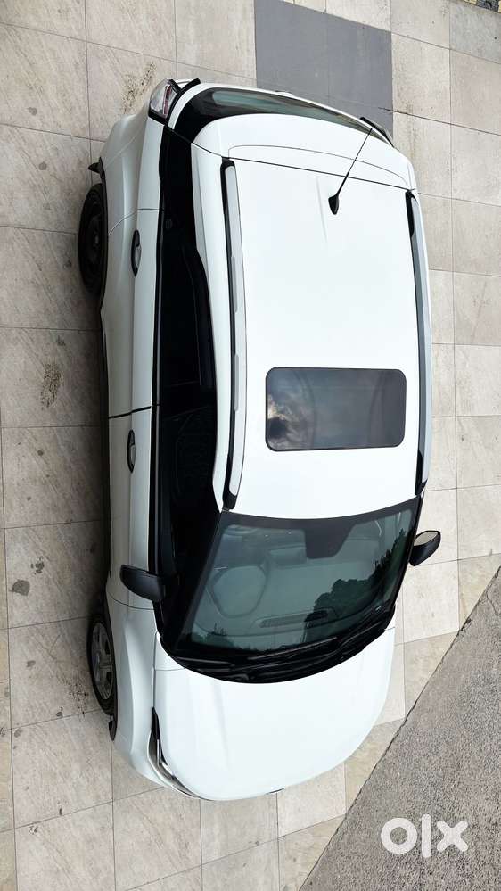 Tata Nexon 1.2 Revotron Xma Amt (s), 2023, Petrol