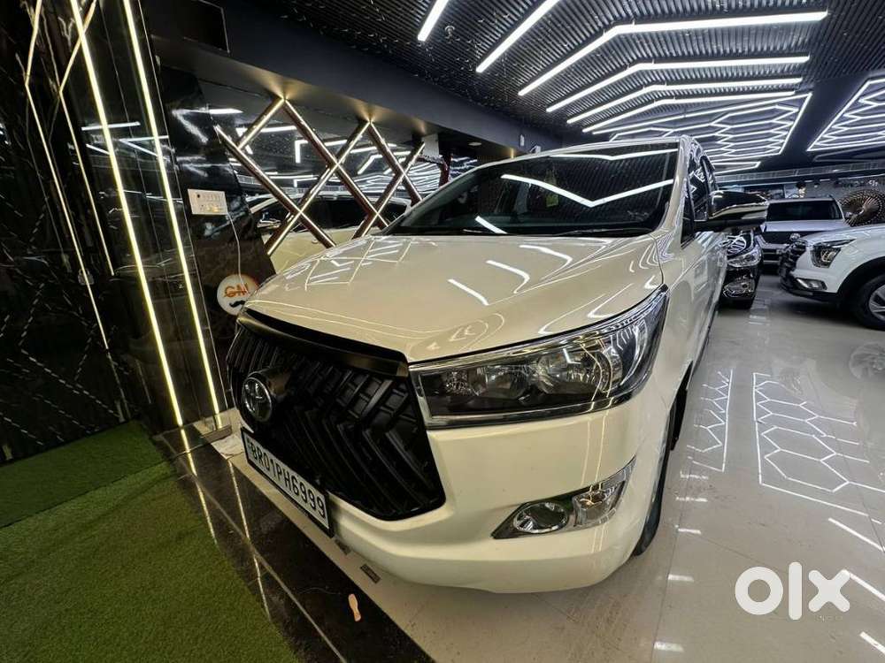 Toyota Innova Crysta 2.4 G Mt, 2016, Diesel