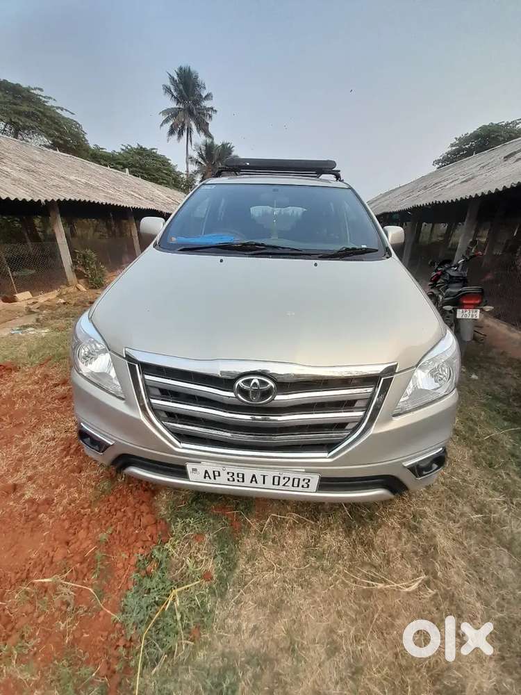 Toyota Innova 2011 Diesel 206000 Km Driven