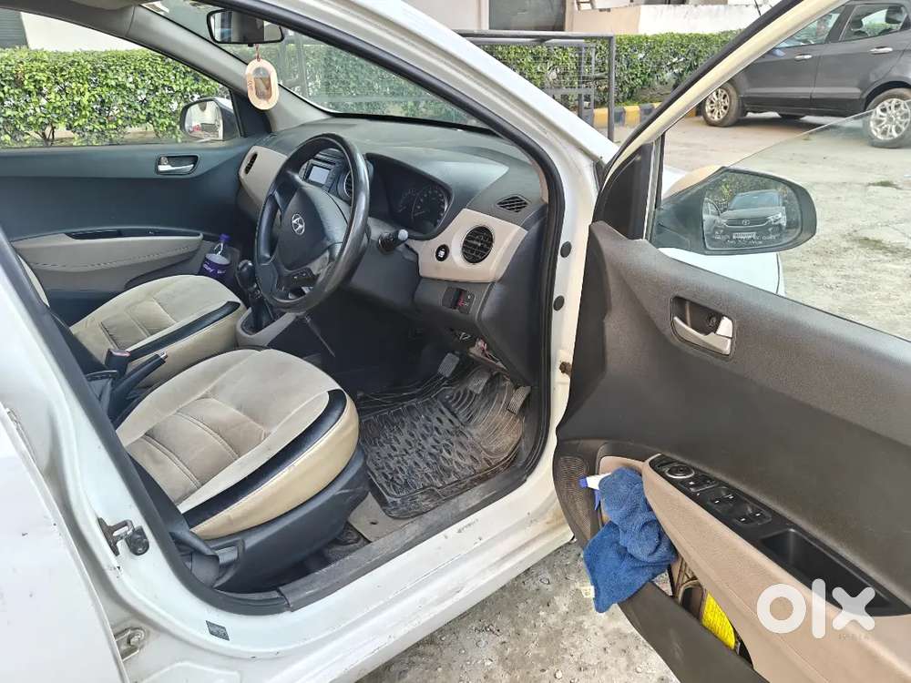 Hyundai Grand I10 Sportz 2014 Petrol