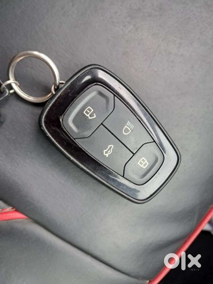 Tata Punch Creative Amt, 2022, Petrol