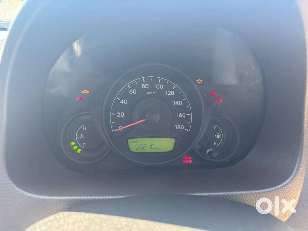 Hyundai Eon Era +, 2017, Petrol