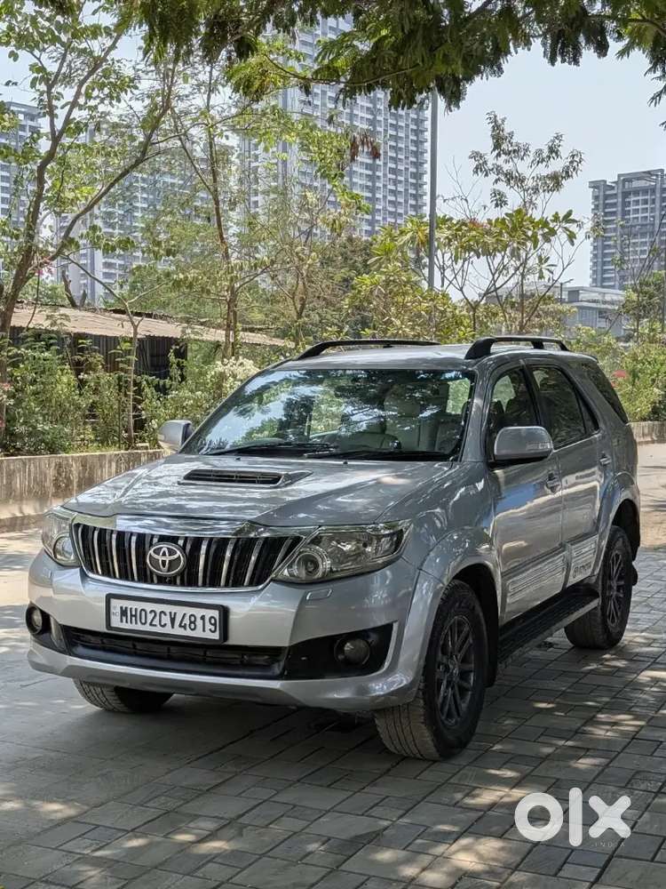 Toyota Fortuner 2012