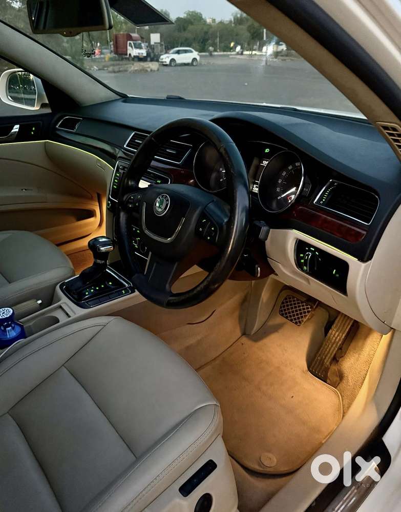 Skoda Superb 2.0 Sportline Tsi At, 2010, Petrol