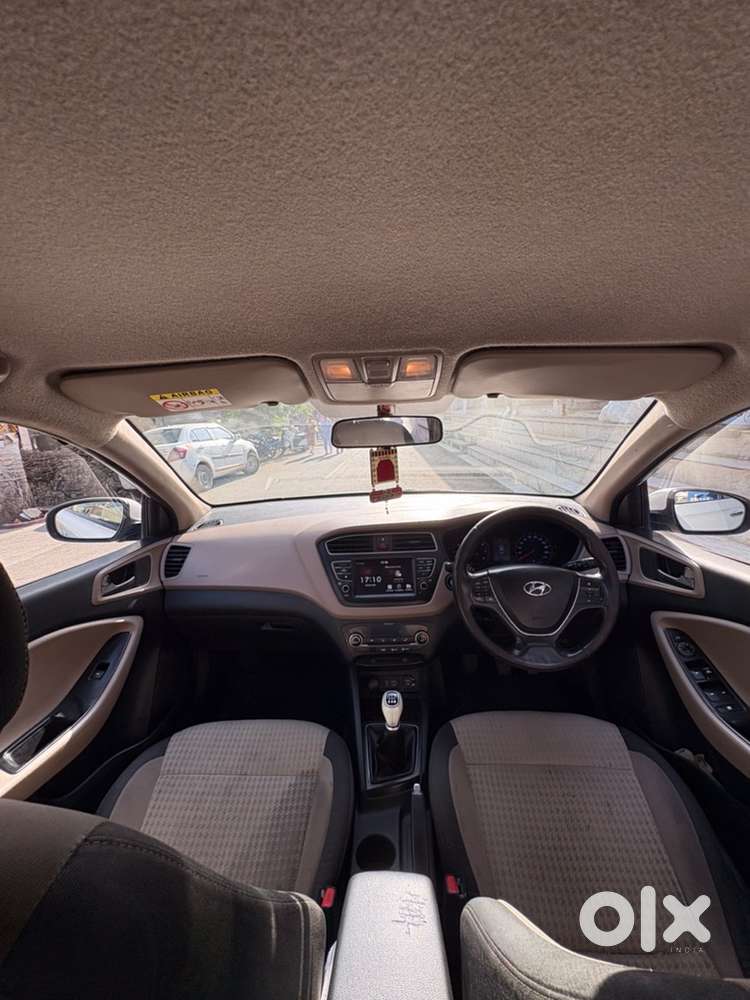Hyundai Elite I20 Asta (o) 2018  Top Model  White  Vip No. 2626