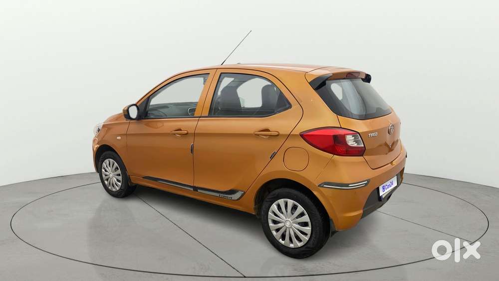 Tata Tiago 1.2 Revotron Xta, 2017, Petrol