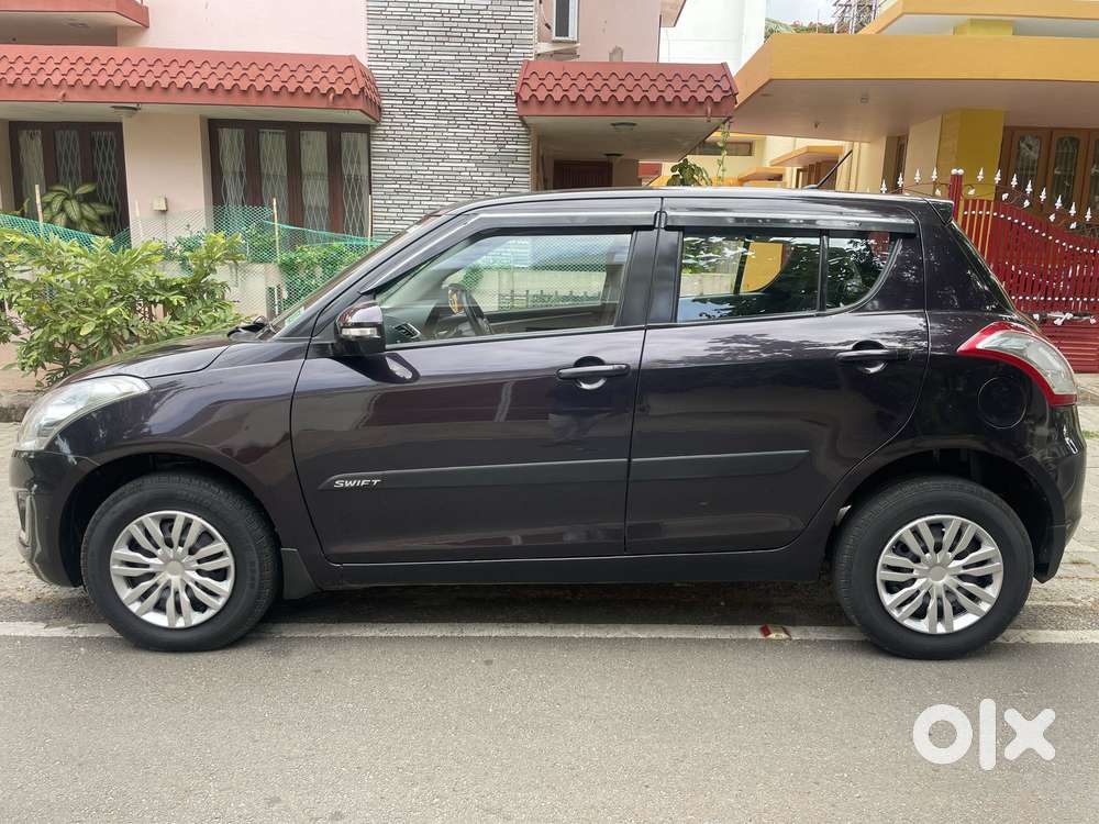 Maruti Suzuki Swift Vxi With Abs, 2015, Petrol