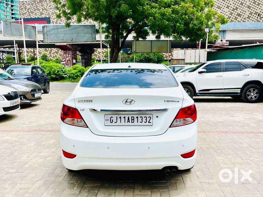 Hyundai Verna 1.6 Sx Vtvt, 2012, Petrol