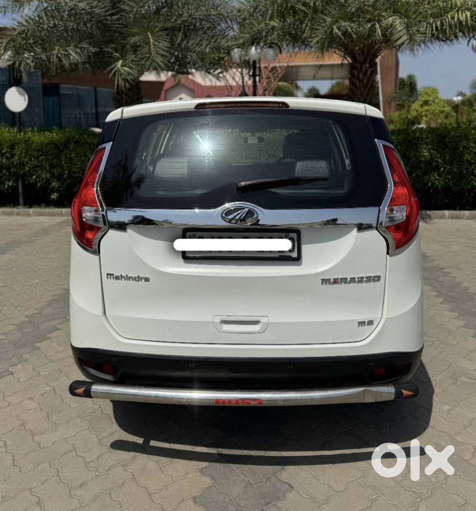 Mahindra Marazzo M6 8str, 2020, Diesel