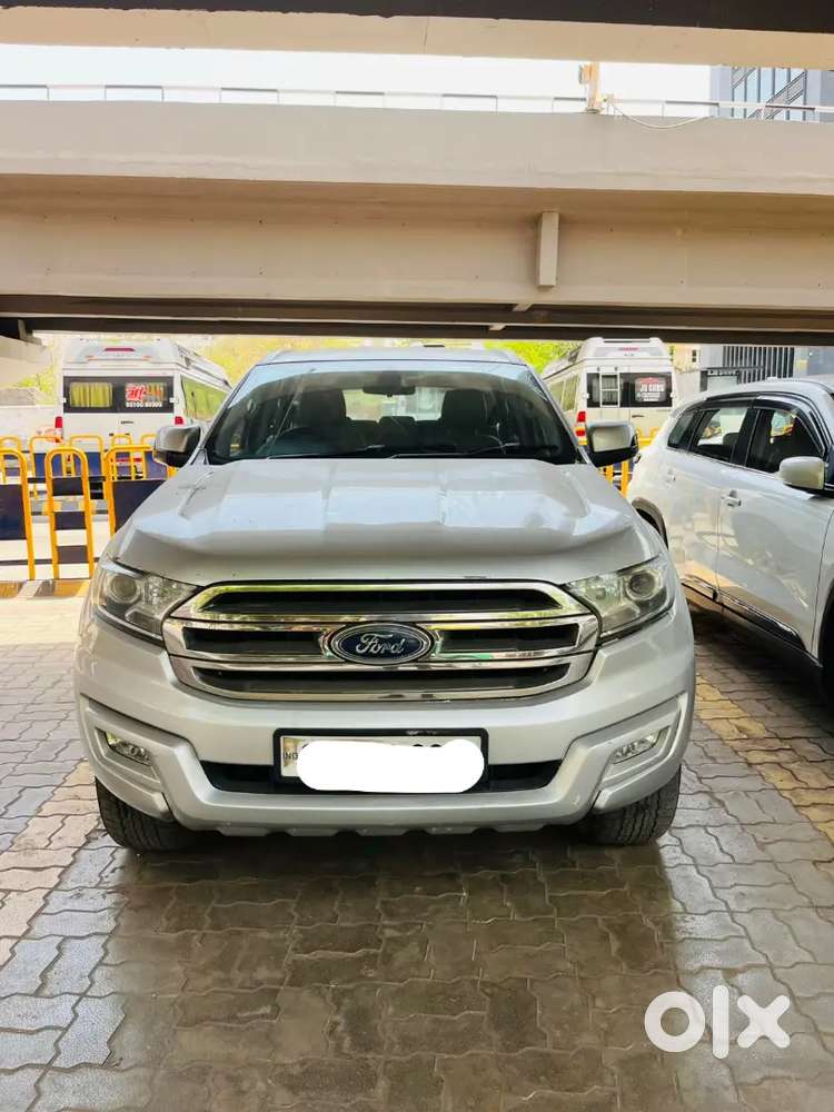 Ford Endeavour Titanium 4x4 2016