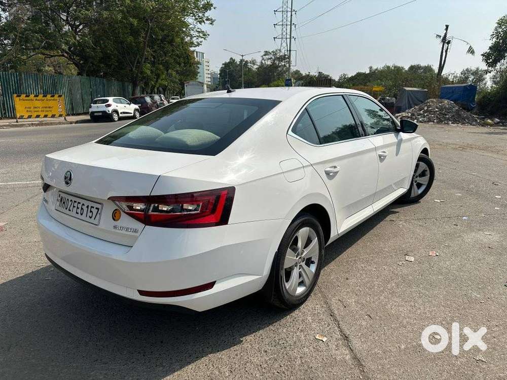 Skoda Superb Style 1.8, 2019, Petrol