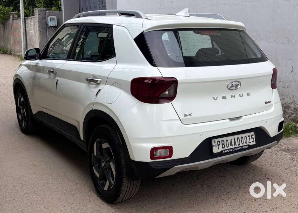 Hyundai Venue, 2020, Petrol