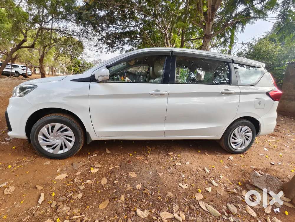 Maruti Suzuki Ertiga 2022 Petrol Well Maintained