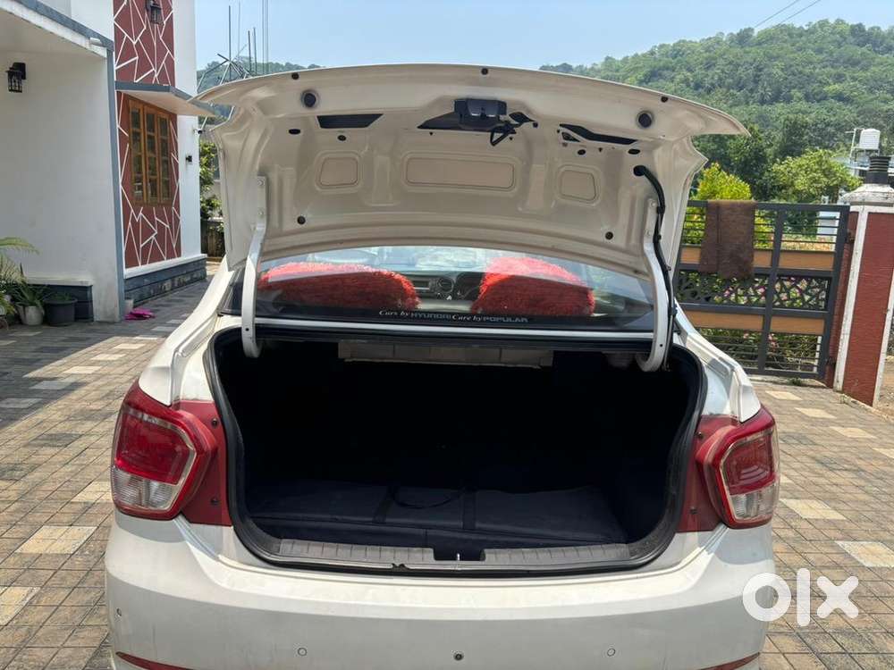 Hyundai Xcent 2017 Petrol Well Maintained