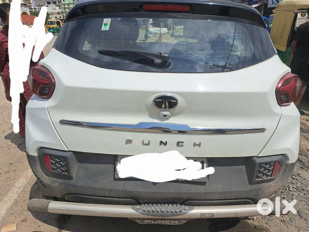 Tata Punch Creative Dual Tone Automatic Sunroof Top Model Only 6500 Km