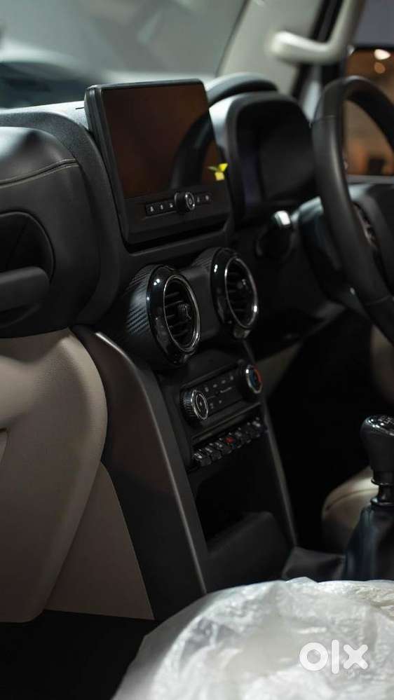 Mahindra Thar Roxx Ax7 L Diesel Mt 4wd, 2025, Diesel